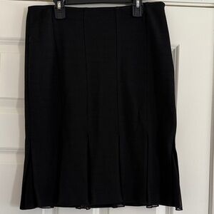 St. John Black Pencil Skirt with sheer pleats sz 6